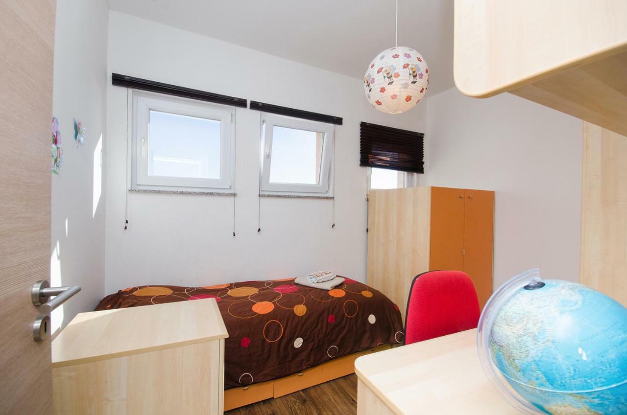Apartman Korina Sukošan Buitenkant foto