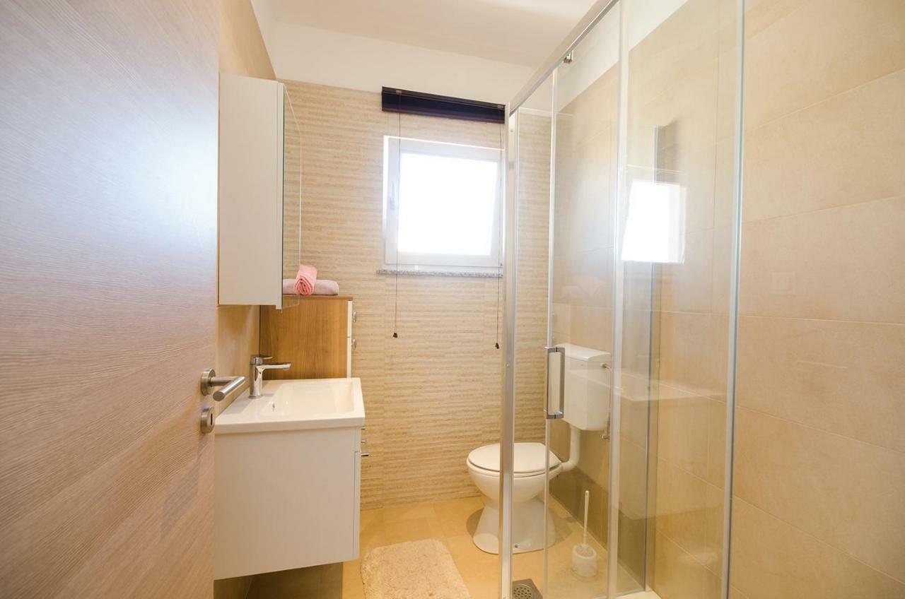 Apartman Korina Sukošan Buitenkant foto