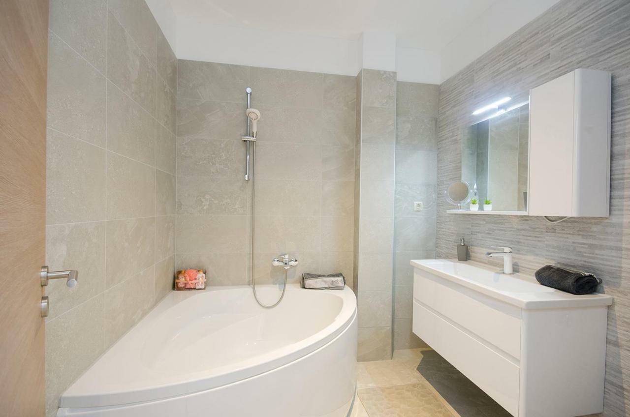 Apartman Korina Sukošan Buitenkant foto