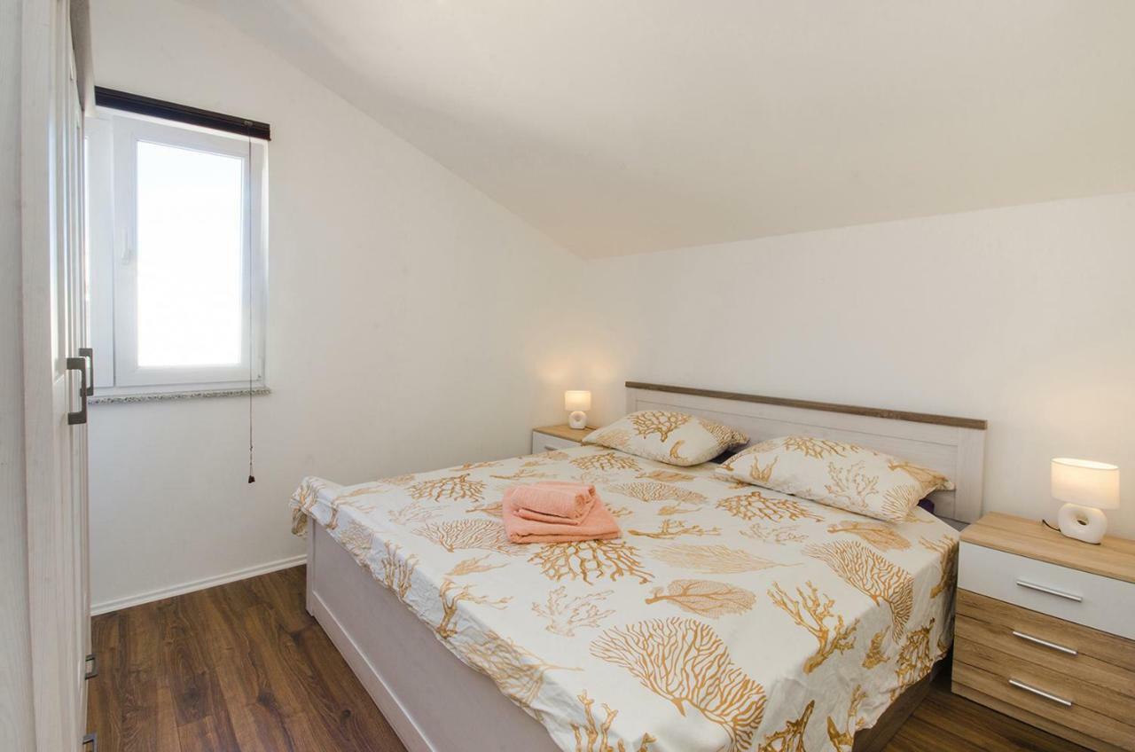 Apartman Korina Sukošan Buitenkant foto