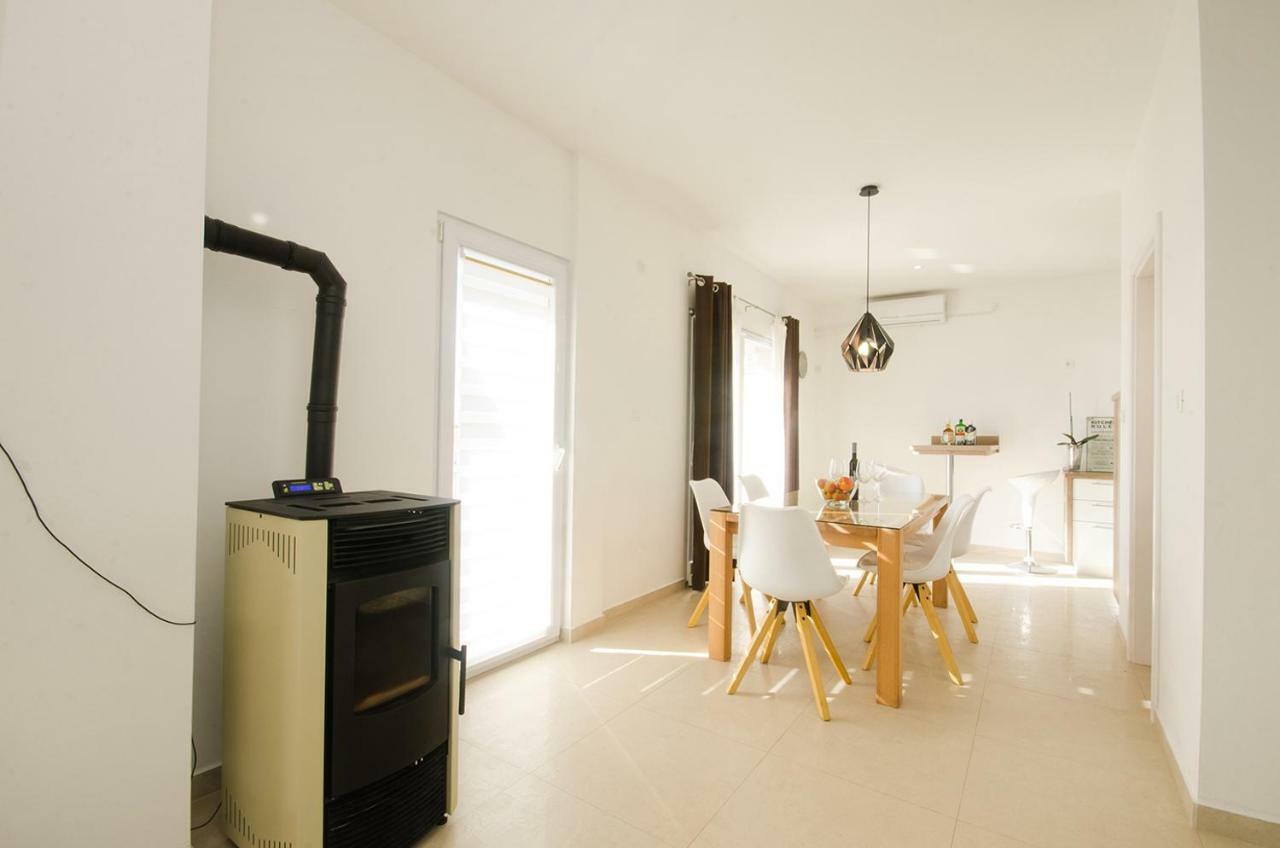 Apartman Korina Sukošan Buitenkant foto